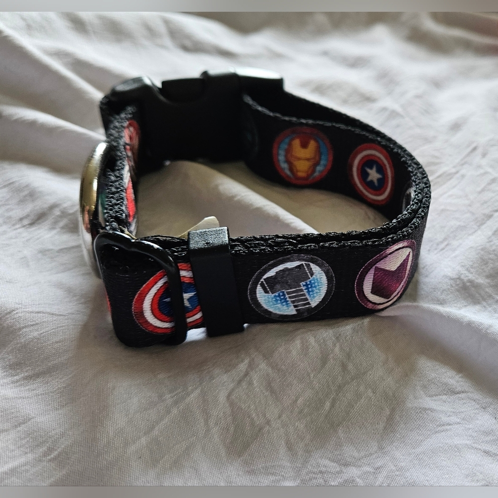 MARVEL Avengers Dog Collar M